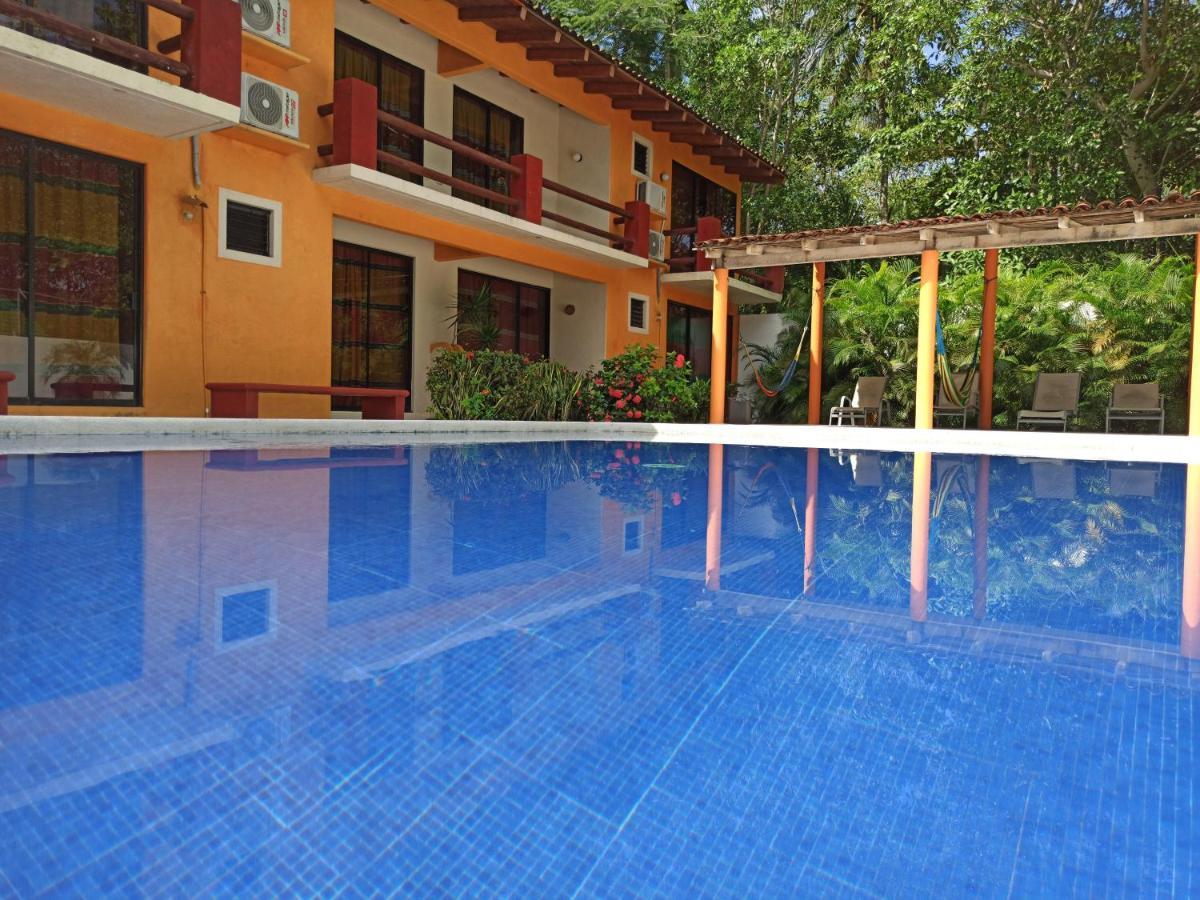 Hotel J.B. Zihuatanejo Extérieur photo