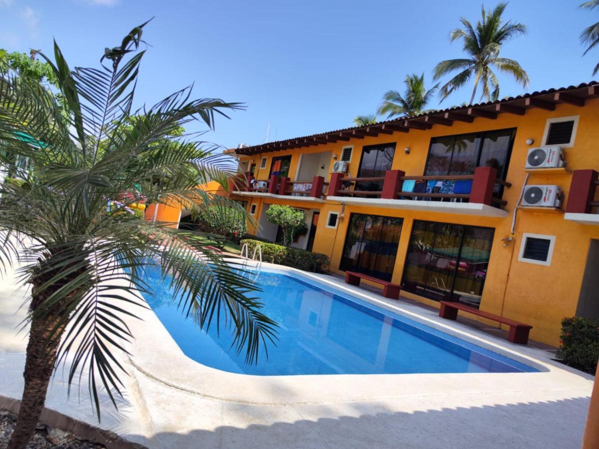 Hotel J.B. Zihuatanejo Extérieur photo