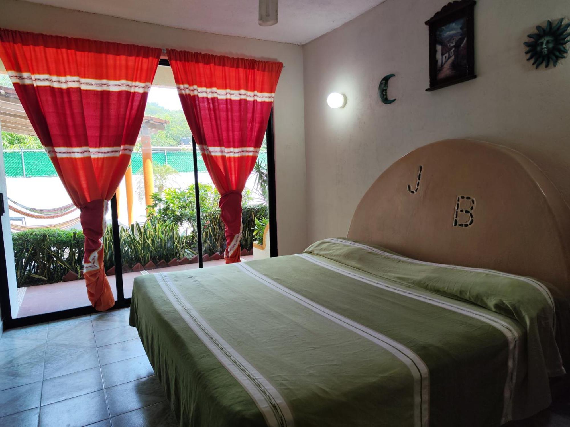 Hotel J.B. Zihuatanejo Extérieur photo