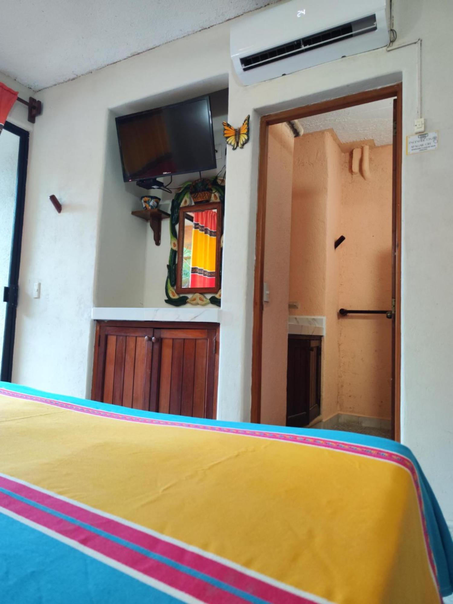 Hotel J.B. Zihuatanejo Extérieur photo